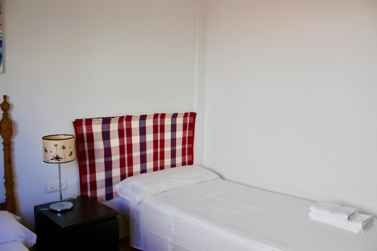 Espectacular Atico Con Parking Y Terraza Con Bbq Apartment Salobrena Exterior photo