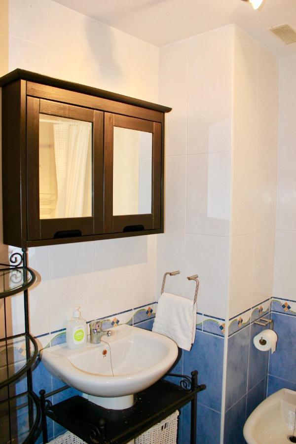 Espectacular Atico Con Parking Y Terraza Con Bbq Apartment Salobrena Exterior photo