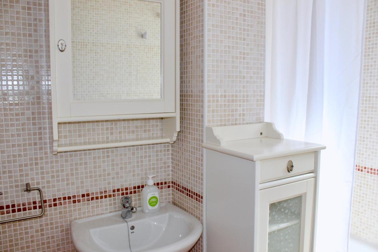 Espectacular Atico Con Parking Y Terraza Con Bbq Apartment Salobrena Exterior photo